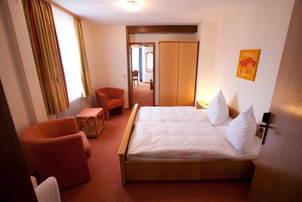 Landhotel Teuteberg Bad Arolsen Room photo
