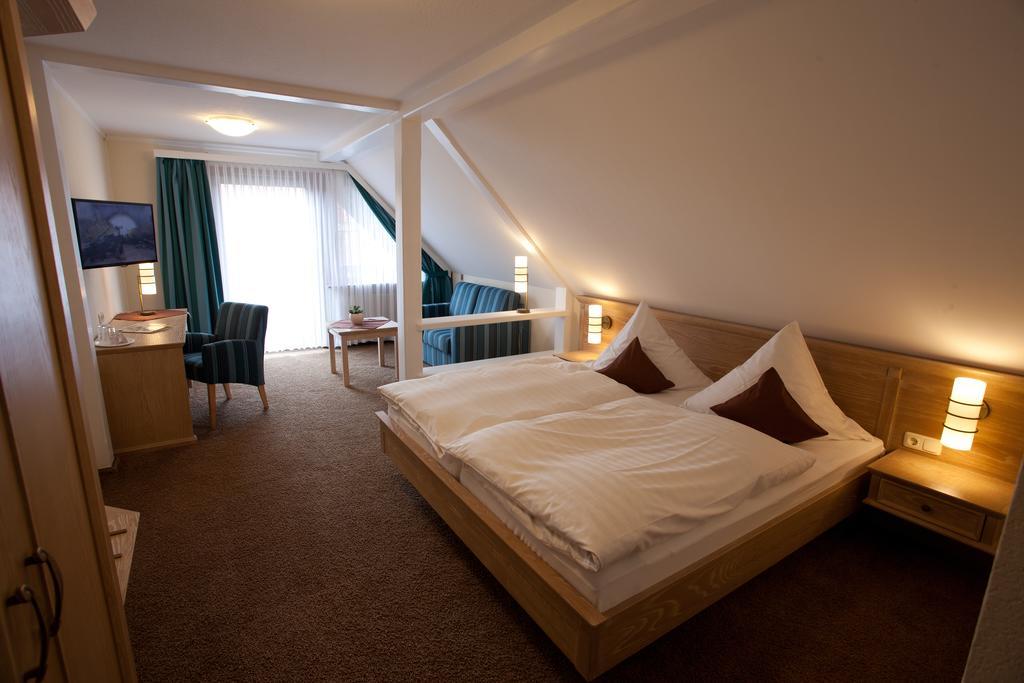 Landhotel Teuteberg Bad Arolsen Room photo